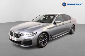 BMW 5 Series M Sport Automatic Petrol Plug-In Hybrid Saloon - Stock Number (1517313) - Passenger side front corner