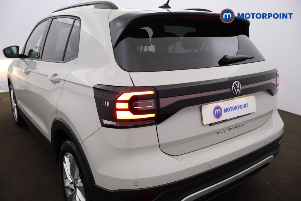 Volkswagen T-Cross Active Manual Petrol SUV - Stock Number (1524052) - 16th supplementary image