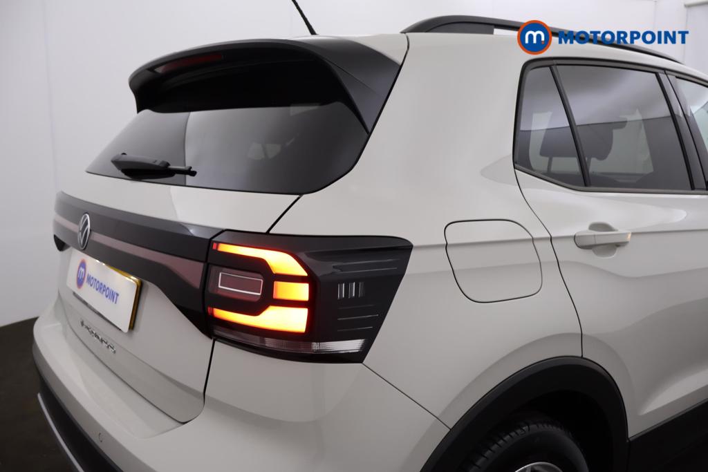 Volkswagen T-Cross Active Manual Petrol SUV - Stock Number (1524052) - 17th supplementary image