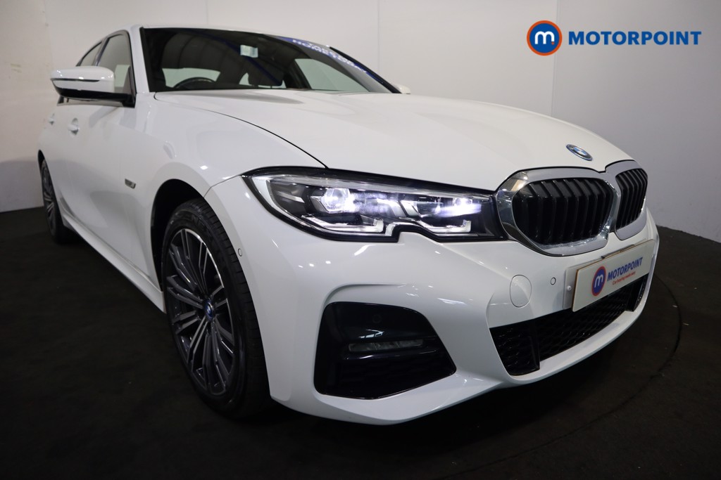 BMW 3 Series M Sport Automatic Petrol Plug-In Hybrid Saloon - Stock Number (1526071) - 27th supplementary image