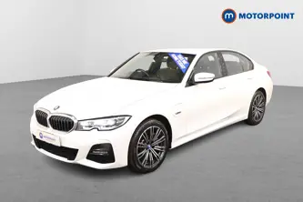 BMW 3 Series M Sport Automatic Petrol Plug-In Hybrid Saloon - Stock Number (1526071) - Passenger side front corner