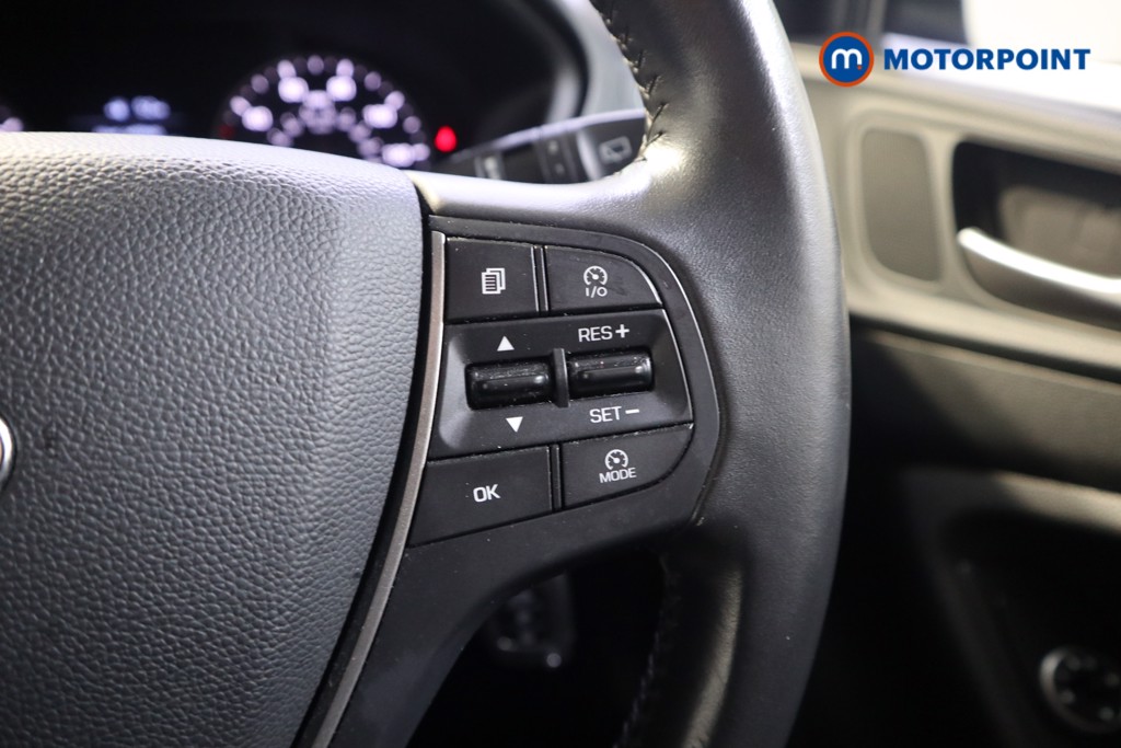 Hyundai I20 Play Manual Petrol Hatchback - Stock Number (1522794) - 4th supplementary image