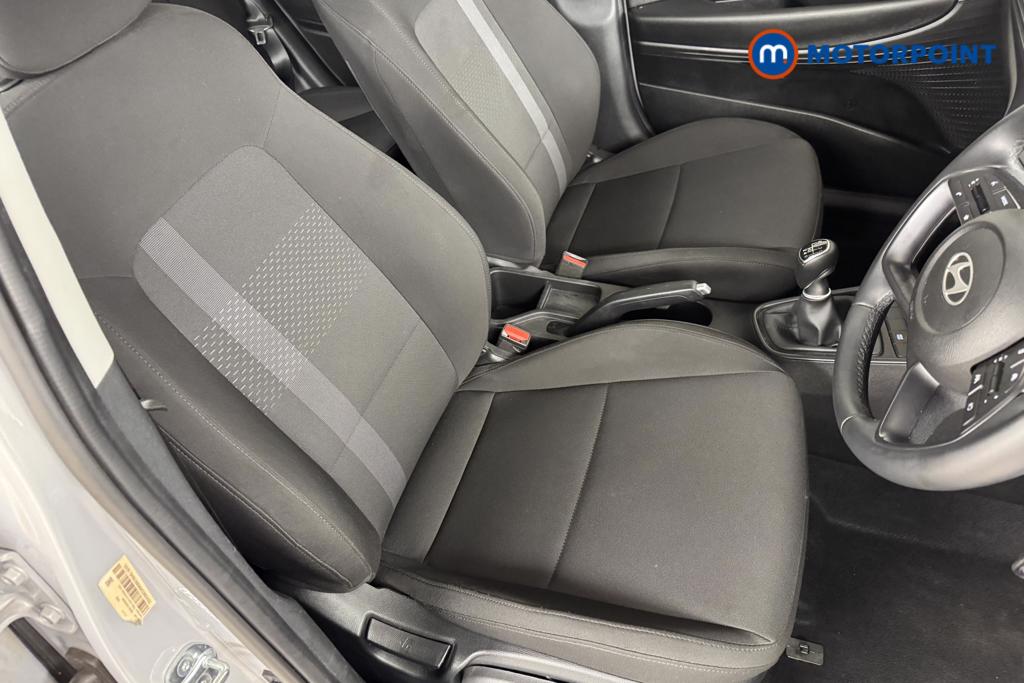 Hyundai I20 Advance Manual Petrol Hatchback - Stock Number (1523438) - 5th supplementary image