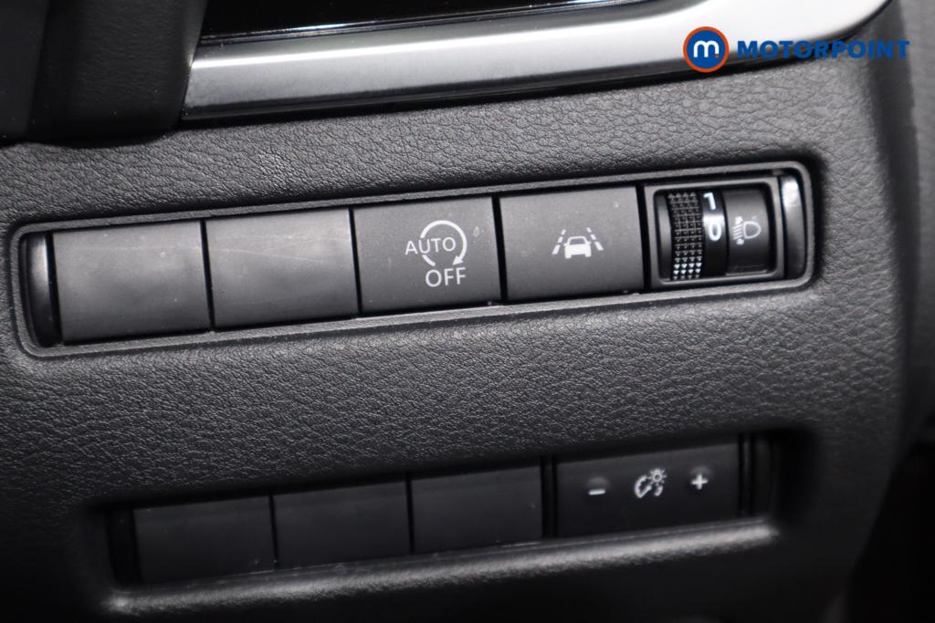 Nissan Qashqai N-Connecta Manual Petrol SUV - Stock Number (1525288) - 22nd supplementary image