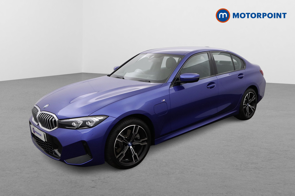 BMW 3 Series M Sport Automatic Petrol Plug-In Hybrid Saloon - Stock Number (1526777) - Passenger side front corner