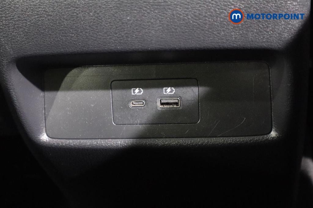 Nissan Qashqai N-Connecta Manual Petrol SUV - Stock Number (1526926) - 13th supplementary image