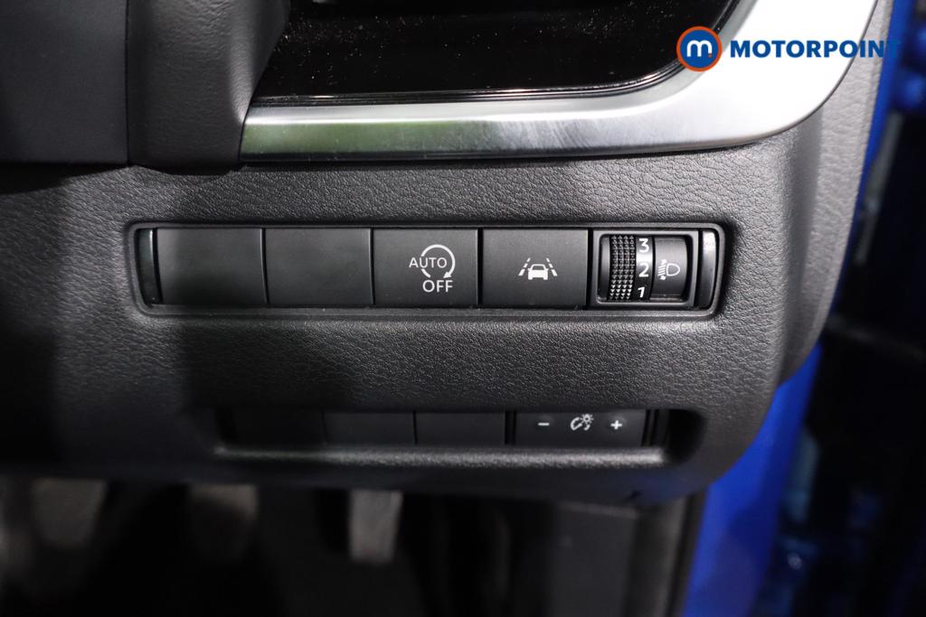 Nissan Qashqai N-Connecta Manual Petrol SUV - Stock Number (1526926) - 22nd supplementary image