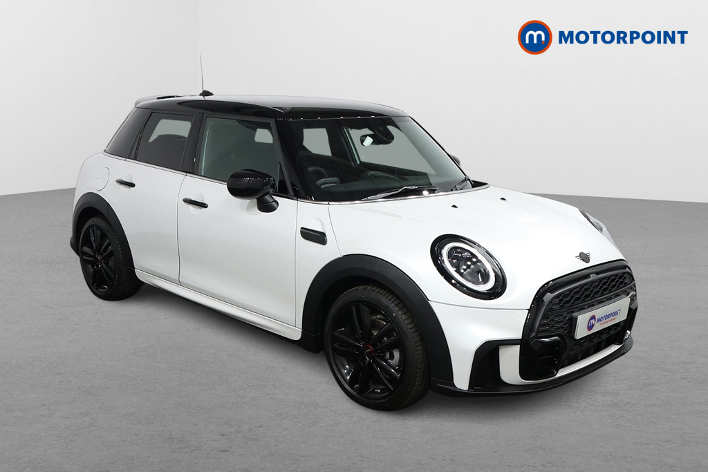 Mini Countryman Cooper Sport Automatic Petrol SUV - Stock Number (1527104) - Drivers side front corner