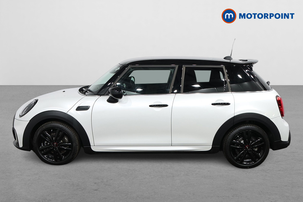 Mini Countryman Cooper Sport Automatic Petrol SUV - Stock Number (1527104) - Passenger side