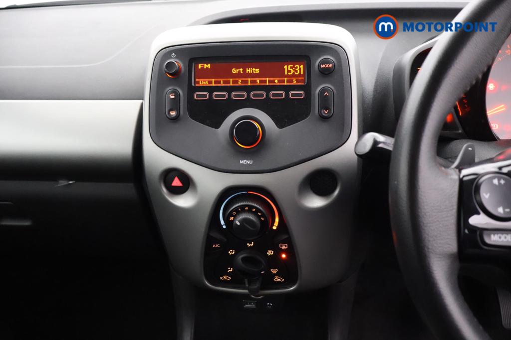 Toyota Aygo X-Play Automatic Petrol Hatchback - Stock Number (1521898) - 5th supplementary image