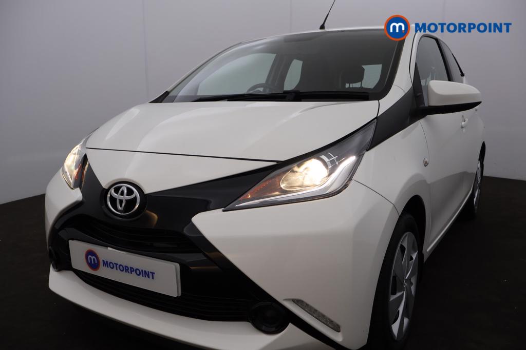 Toyota Aygo X-Play Automatic Petrol Hatchback - Stock Number (1521898) - 19th supplementary image