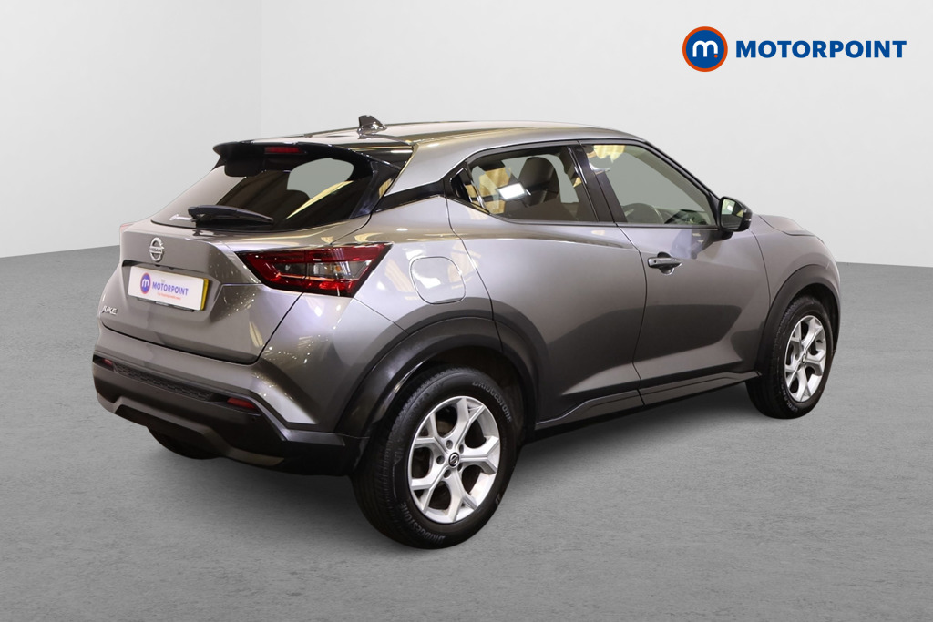 Nissan Juke N-Connecta Manual Petrol SUV - Stock Number (1524011) - Drivers side rear corner