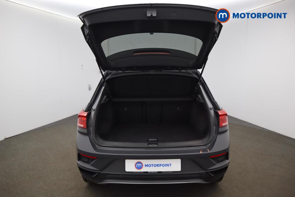 Volkswagen T-Roc Black Edition Manual Petrol SUV - Stock Number (1528040) - 21st supplementary image