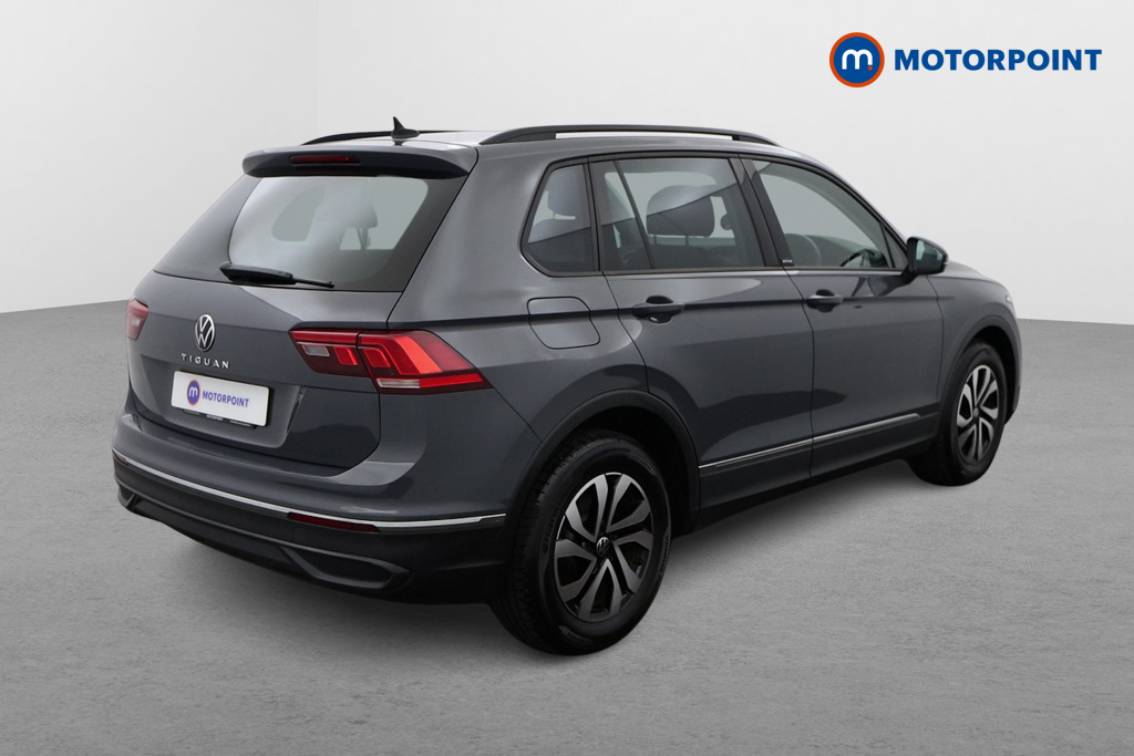 Volkswagen Tiguan Active Manual Petrol SUV - Stock Number (1525218) - Drivers side rear corner