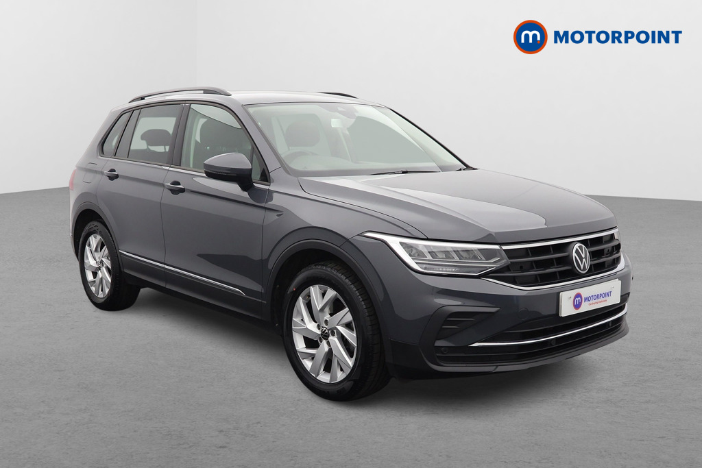 Volkswagen Tiguan Life Manual Petrol SUV - Stock Number (1526917) - Drivers side front corner