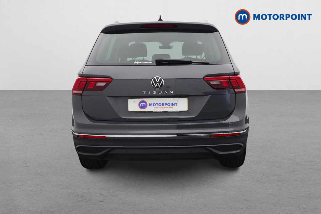 Volkswagen Tiguan Life Manual Petrol SUV - Stock Number (1526917) - Rear bumper