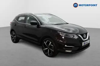 Nissan Qashqai N-Motion Manual Petrol SUV - Stock Number (1528422) - Drivers side front corner