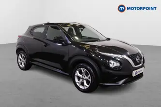 Nissan Juke N-Connecta Manual Petrol SUV - Stock Number (1525458) - Drivers side front corner