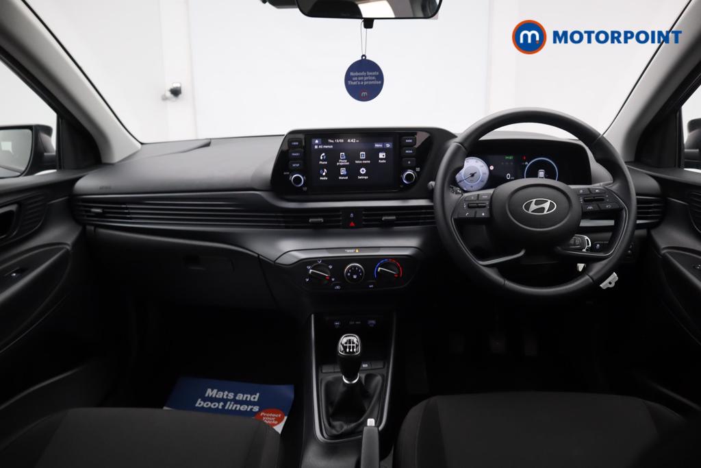 Hyundai I20 Advance Manual Petrol Hatchback - Stock Number (1523429) - 1st supplementary image