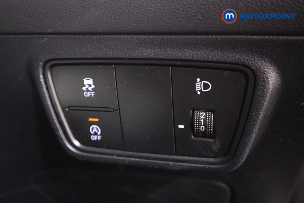 Hyundai Tucson Se Connect Manual Petrol SUV - Stock Number (1526579) - 9th supplementary image