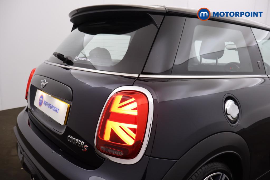 Mini Hatchback Cooper S Exclusive Automatic Petrol Hatchback - Stock Number (1528240) - 17th supplementary image