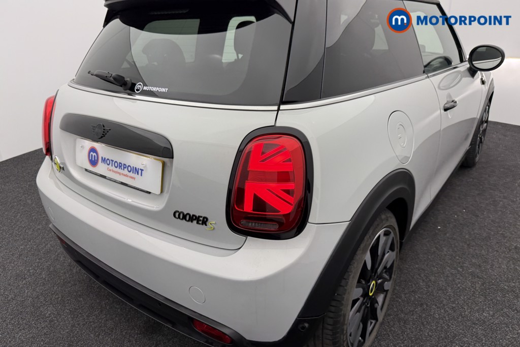 Mini Hatchback Cooper S Level 3 Automatic Electric Hatchback - Stock Number (1529585) - 25th supplementary image