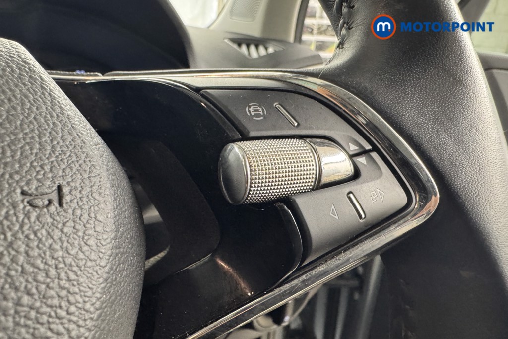 Skoda Karoq SE Manual Petrol SUV - Stock Number (1526783) - 4th supplementary image