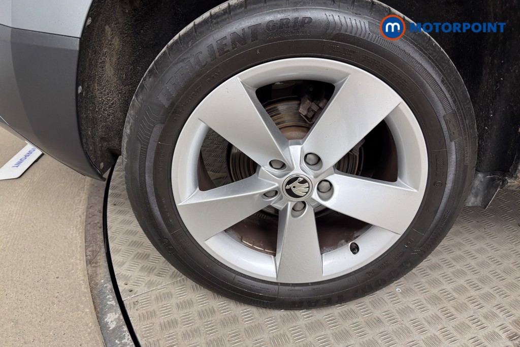 Skoda Karoq SE Manual Petrol SUV - Stock Number (1526783) - 17th supplementary image