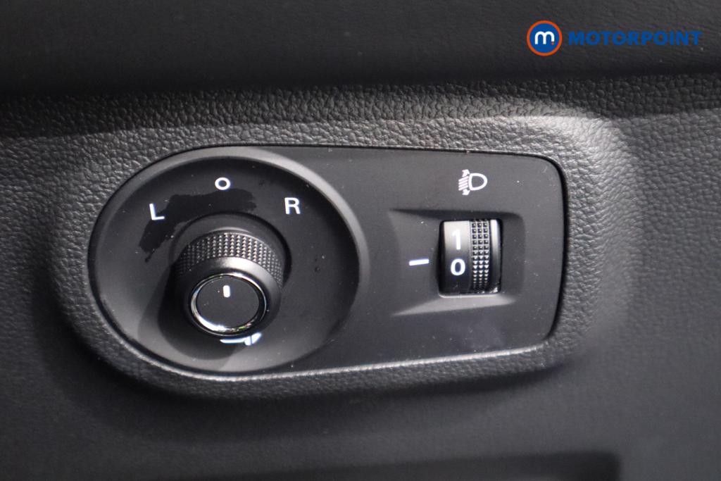 Mg Motor Uk ZS Exclusive Manual Petrol SUV - Stock Number (1527204) - 21st supplementary image