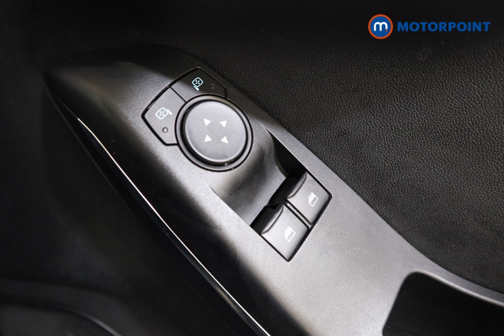 Ford Fiesta St-Line Vignale Manual Petrol-Electric Hybrid Hatchback - Stock Number (1501716) - 11th supplementary image