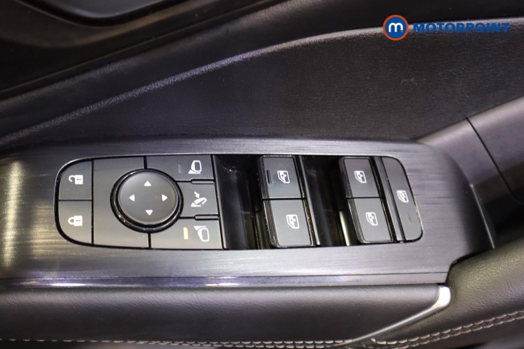 Nissan Qashqai N-Connecta Manual Petrol SUV - Stock Number (1521236) - 10th supplementary image