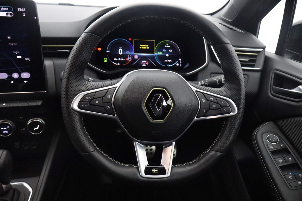 Renault Clio Engineered Automatic Petrol-Electric Hybrid Hatchback - Stock Number (1527609) - 3rd supplementary image