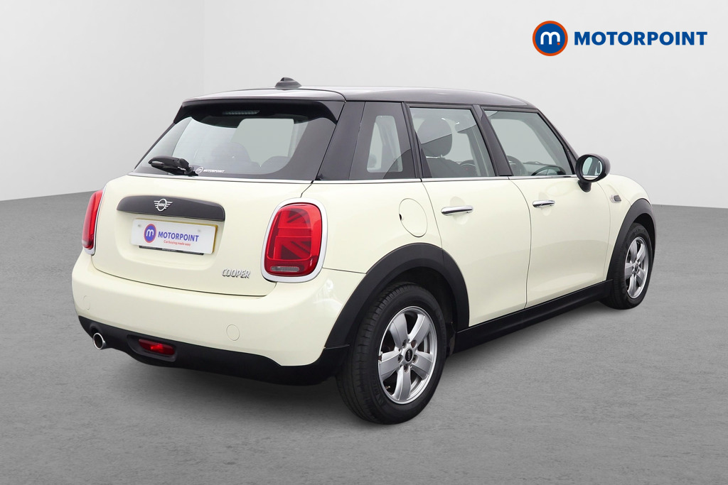 Mini Hatchback Cooper Classic Manual Petrol Hatchback - Stock Number (1528914) - Drivers side rear corner