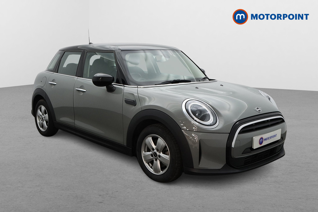 Mini Hatchback Cooper Classic Manual Petrol Hatchback - Stock Number (1529592) - Drivers side front corner