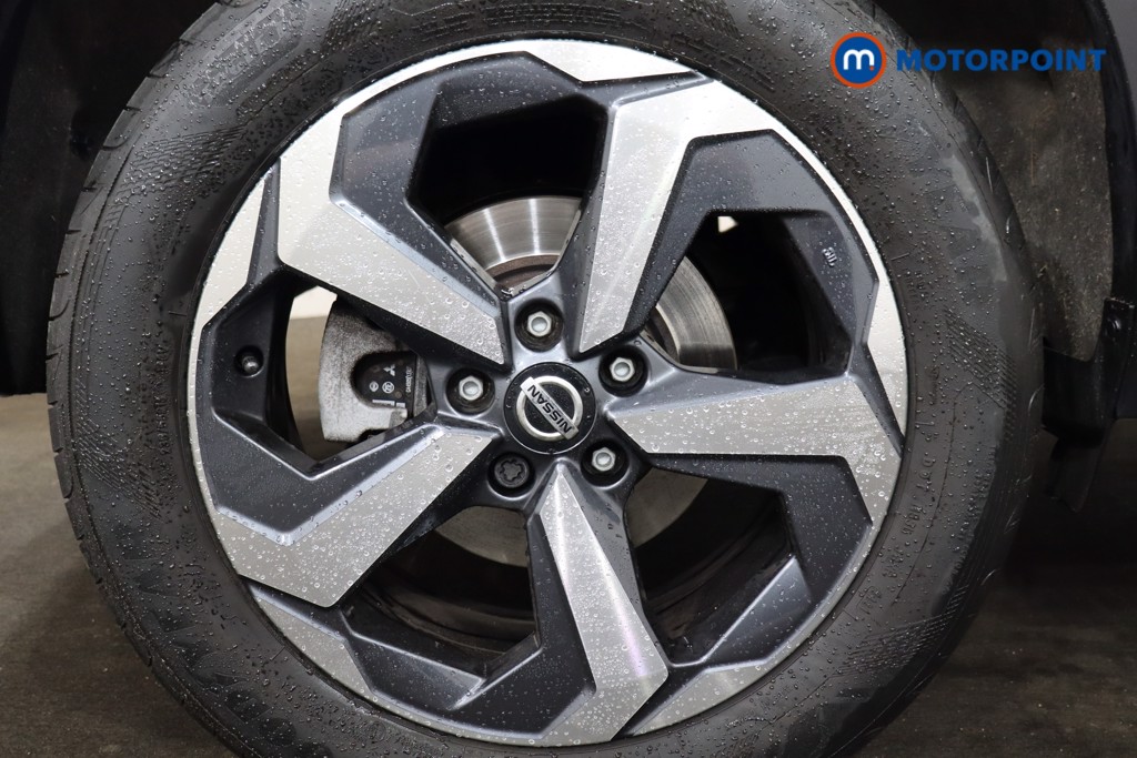 Nissan Qashqai N-Connecta Manual Petrol SUV - Stock Number (1519283) - 26th supplementary image