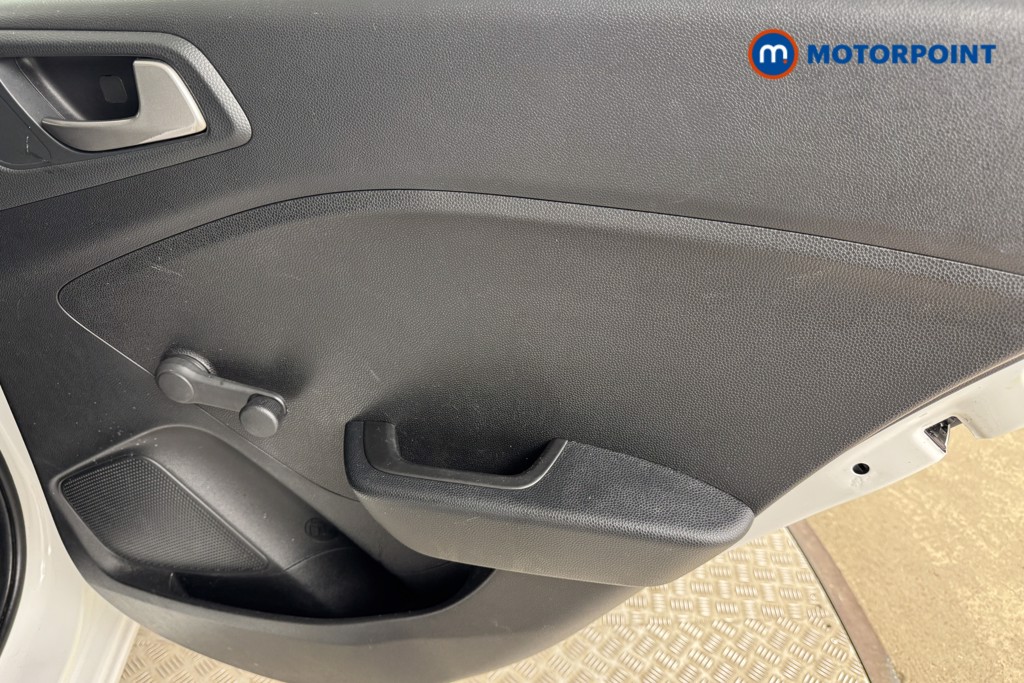 Hyundai I20 S Connect Manual Petrol Hatchback - Stock Number (1529568) - 16th supplementary image