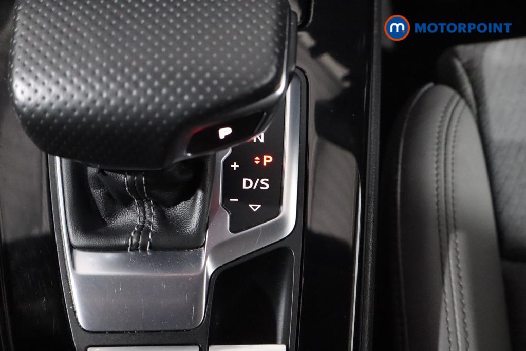 Audi A4 Black Edition Automatic Petrol Estate - Stock Number (1521689) - 15th supplementary image