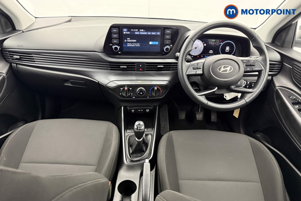 Hyundai I20 Advance Manual Petrol Hatchback - Stock Number (1523468) - 1st supplementary image