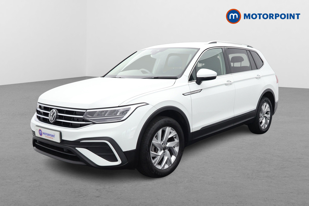 Volkswagen Tiguan Allspace Life Automatic Petrol SUV - Stock Number (1525946) - Passenger side front corner