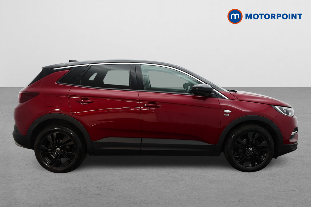 Vauxhall Grandland X Griffin Manual Diesel SUV - Stock Number (1529017) - Drivers side