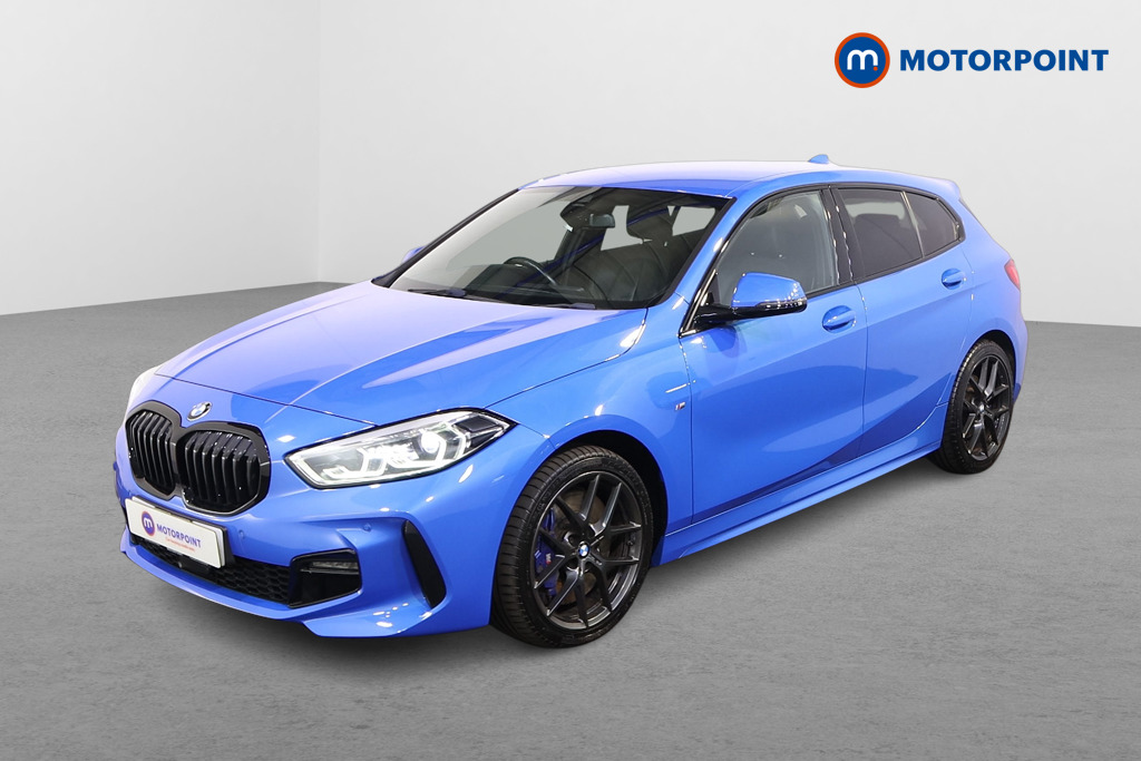BMW 1 Series M Sport Manual Diesel Hatchback - Stock Number (1527900) - Passenger side front corner