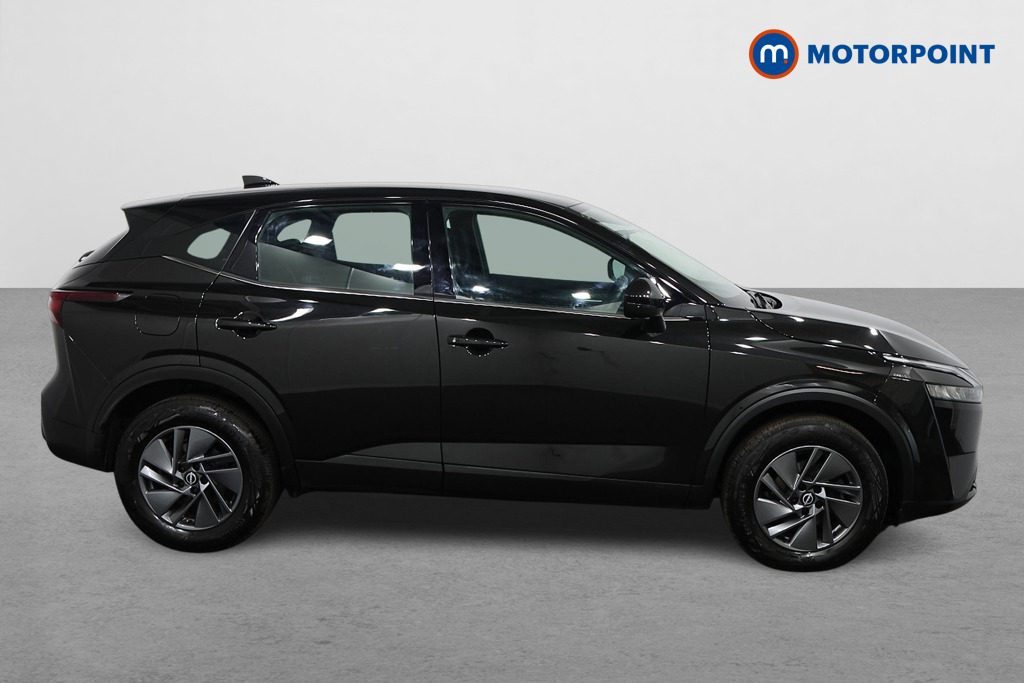 Nissan Qashqai Acenta Premium Automatic Petrol SUV - Stock Number (1530044) - Drivers side