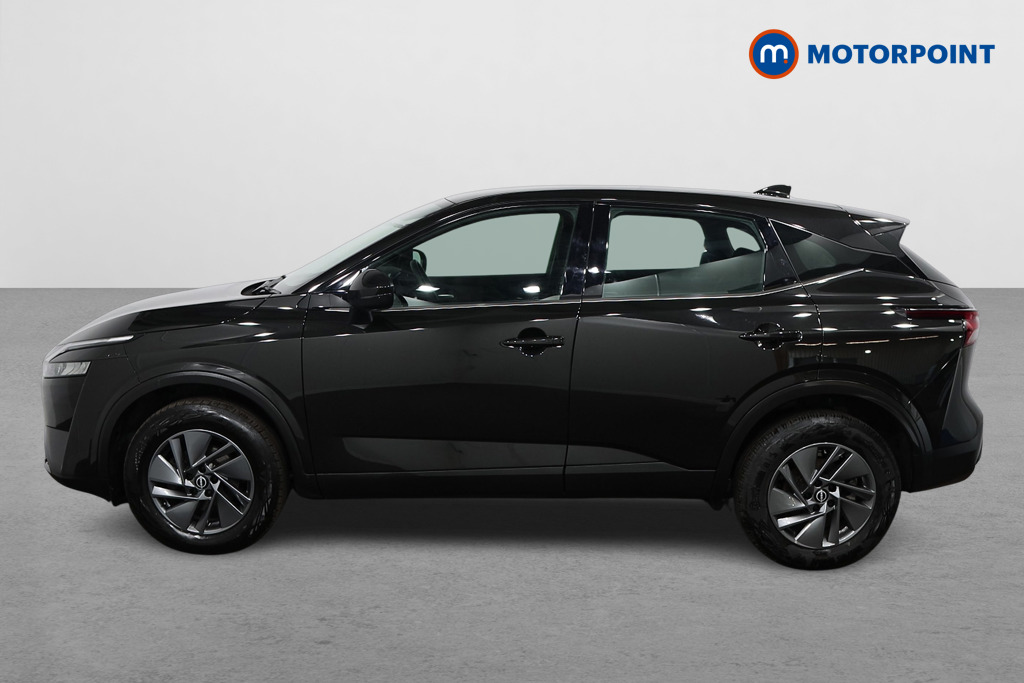 Nissan Qashqai Acenta Premium Automatic Petrol SUV - Stock Number (1530044) - Passenger side