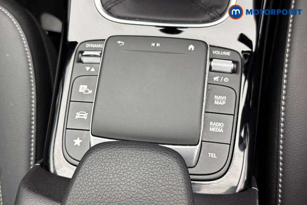 Mercedes-Benz A Class Amg Line Executive Edition Manual Petrol Saloon - Stock Number (1530225) - 11th supplementary image