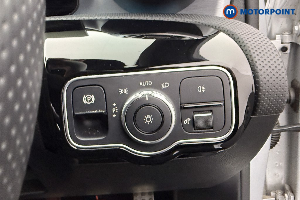 Mercedes-Benz A Class Amg Line Executive Edition Manual Petrol Saloon - Stock Number (1530225) - 15th supplementary image