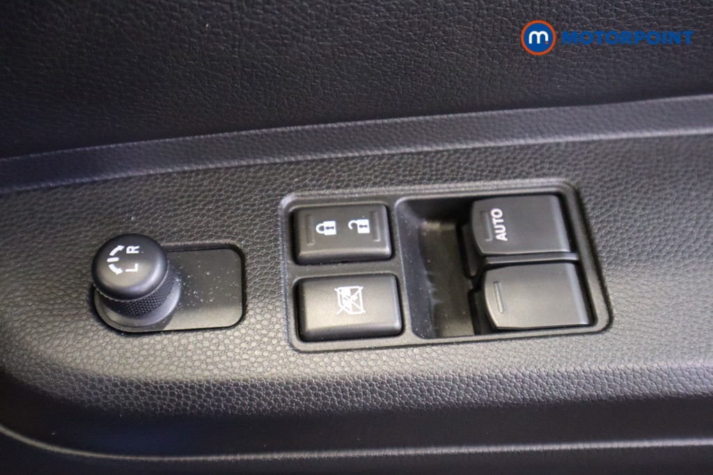 Suzuki Ignis Sz-T Manual Petrol-Electric Hybrid SUV - Stock Number (1529365) - 11th supplementary image