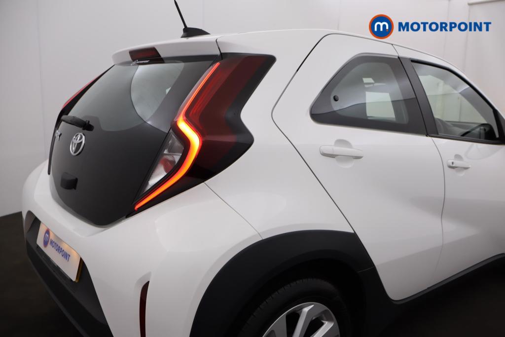 Toyota Aygo X Pure Manual Petrol Hatchback - Stock Number (1531121) - 16th supplementary image