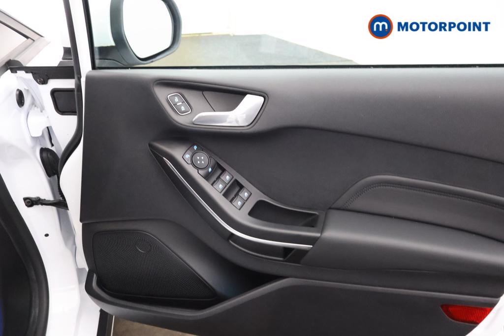 Ford Fiesta Active X Automatic Petrol-Electric Hybrid Hatchback - Stock Number (1527873) - 9th supplementary image