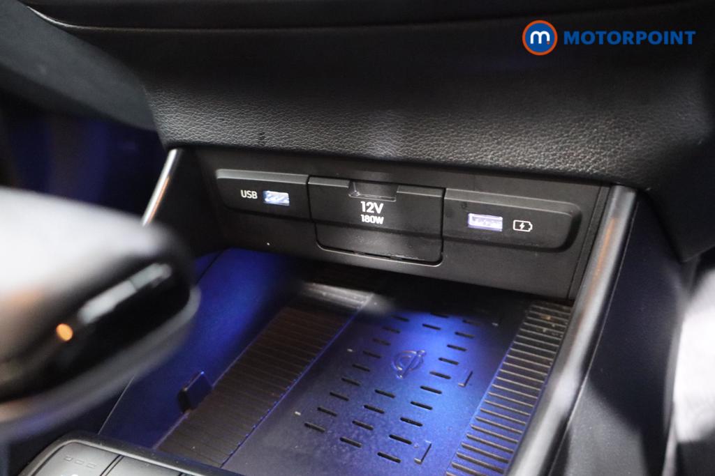 Hyundai Bayon Premium Automatic Petrol-Electric Hybrid SUV - Stock Number (1524213) - 5th supplementary image