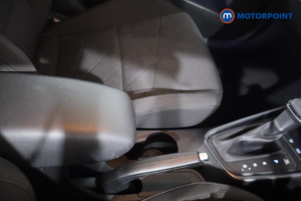 Hyundai Bayon Premium Automatic Petrol-Electric Hybrid SUV - Stock Number (1524213) - 8th supplementary image